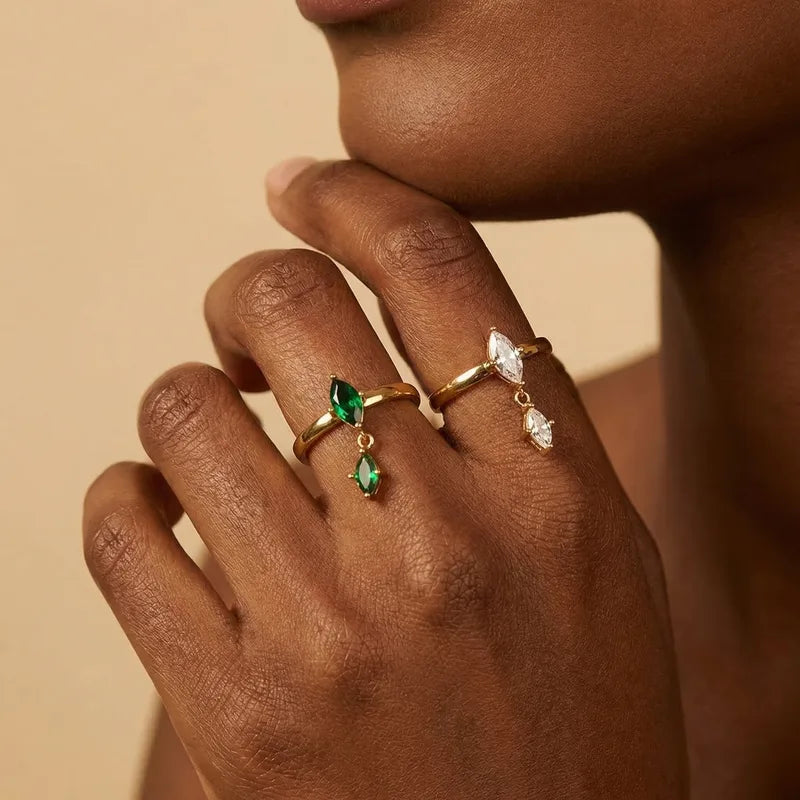 CLEAR PRINCESS DROP RING