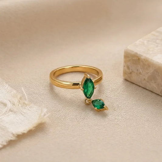 GREEN PRINCESS DROP RING