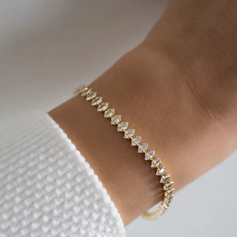 QUEEN MINI DÍAMONDS BRACELET