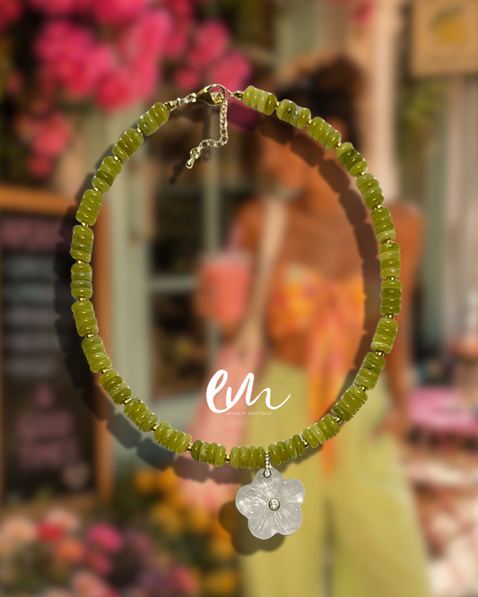 MACHA FLOWER NECKLACE