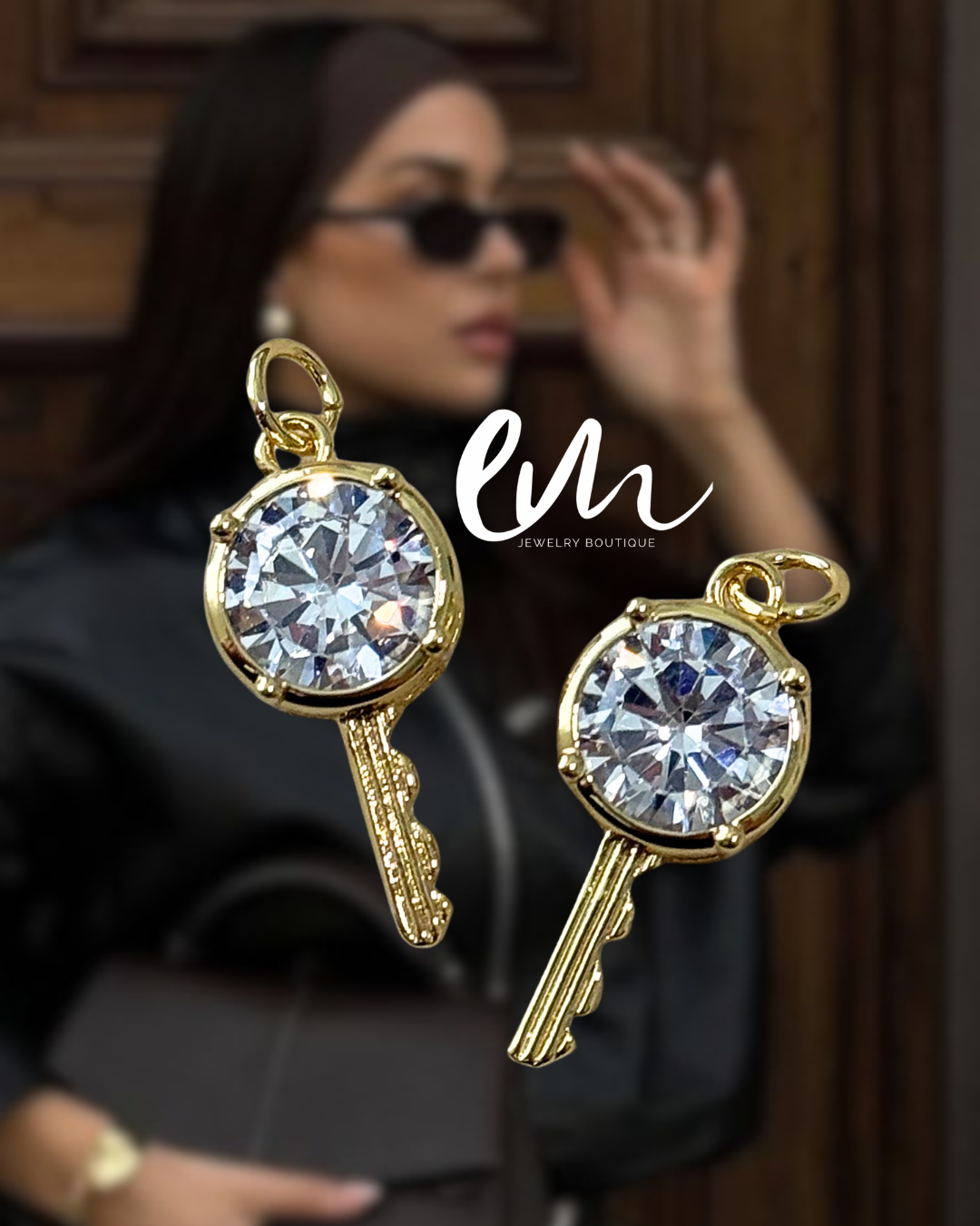 KEY ZIRCON PENDANT