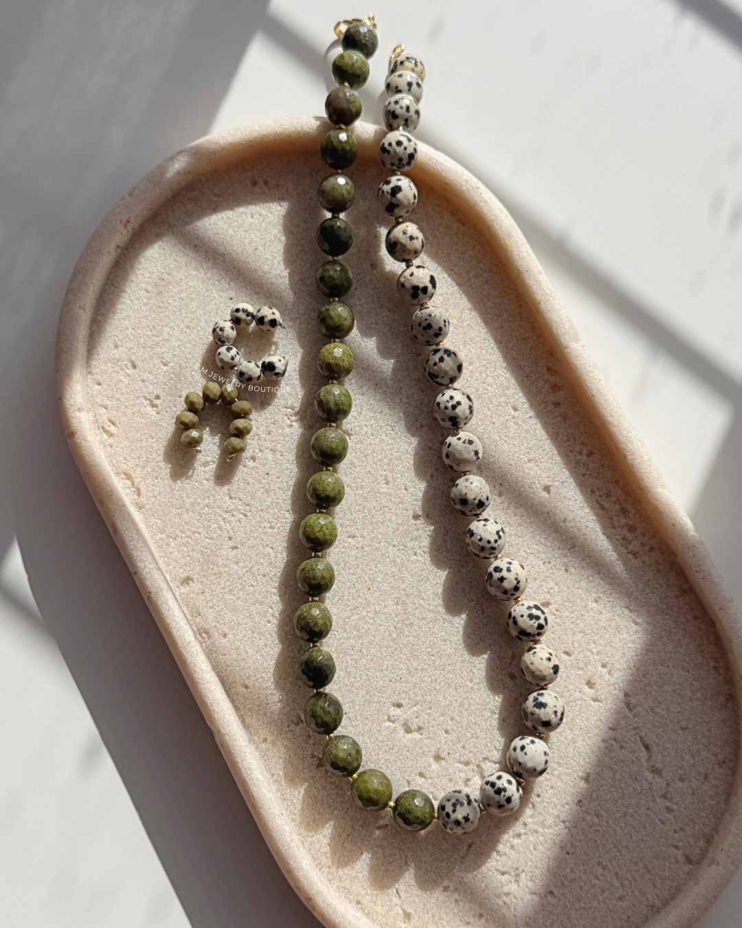 DÁLMATA FALL NECKLACE